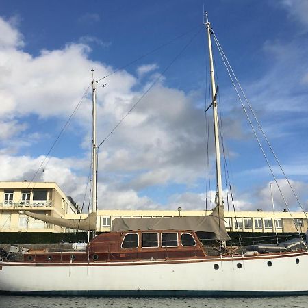 Port Deauville Yacht Vintage Esterno foto