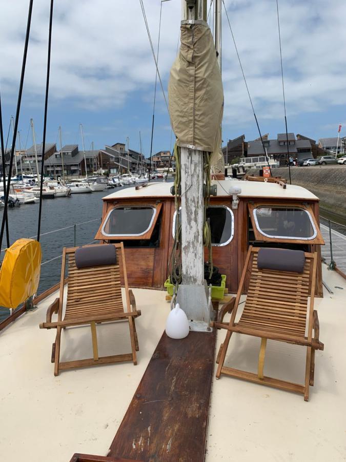 Port Deauville Yacht Vintage Esterno foto